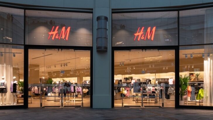 H&M, RED MOD konseptli İstanbul’daki ilk mağazasını açtı