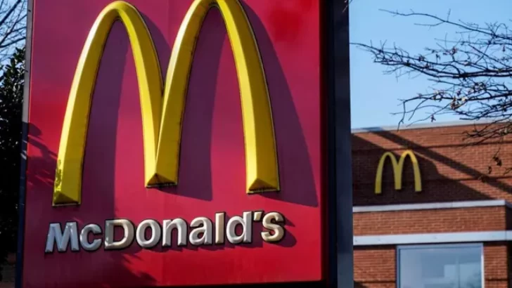 McDonald’s restoranları, yeni isimle Rusya’da faaliyete başladı